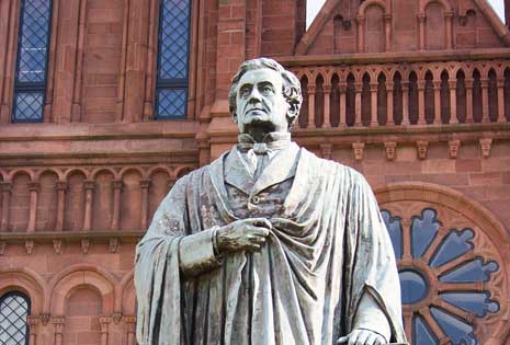 Blog_joseph_henry_castle_image Joseph Henry statue outside the Smithsonian Castle