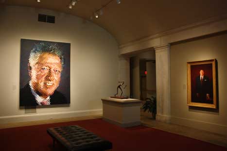 Painted portrait of Bill Clinton by Chuck Close