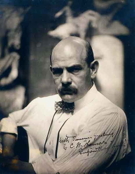 Blog_pop_quiz_borglum Black and white photo Gutzon Borglum, in bowtie