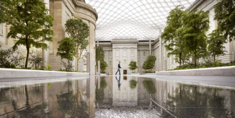 Kogod Courtyard, the museum's courtyard covered by glass canopy