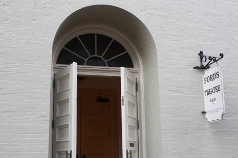 Fords theatre entrance