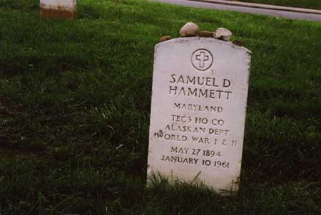 Samuel Dashiell Hammett's gravestone