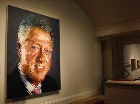 Painted portrait of Bill Clinton by Chuck Close